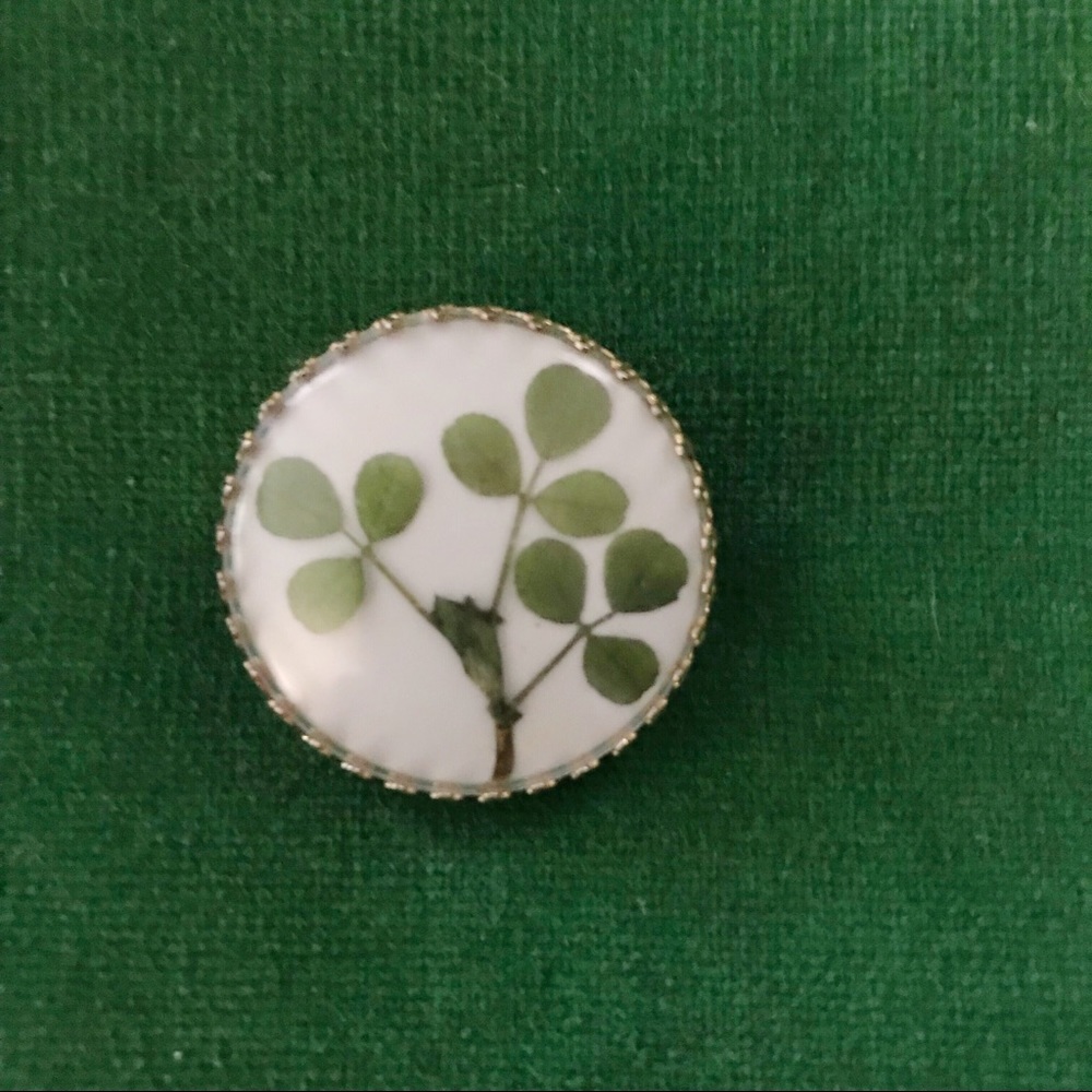 Vintage Pressed Leaf Pin